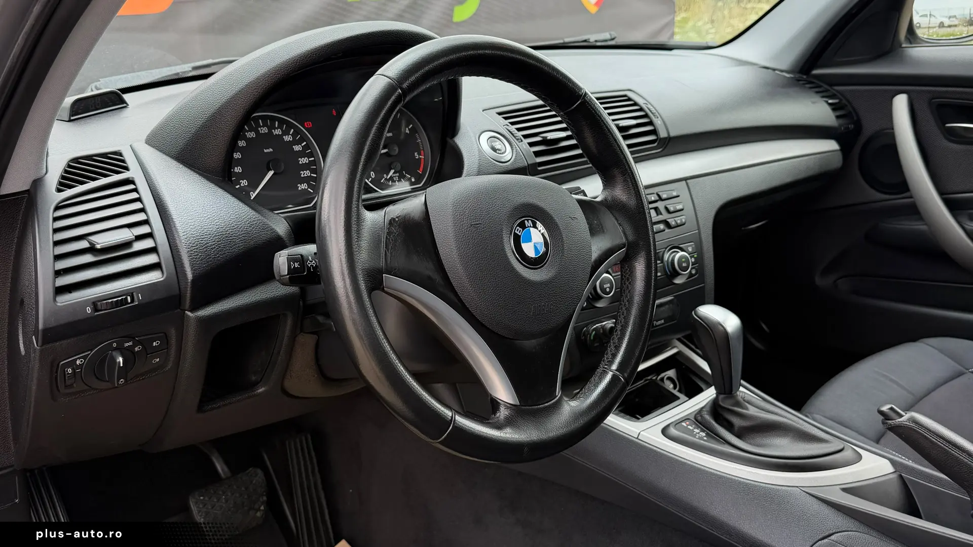 BMW 118d 143 CP Automat