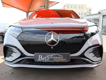 MERCEDES-BENZ EQS SUV 580 4Matic AMG Premium Pano Hy…