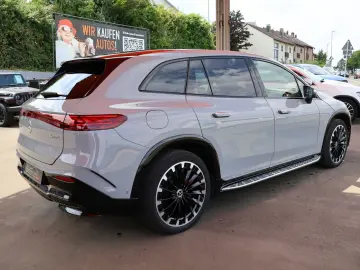 MERCEDES-BENZ EQS SUV 580 4Matic AMG Premium Pano Hy…