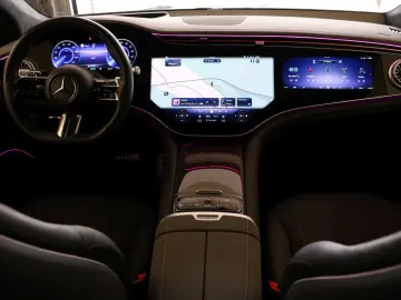 MERCEDES-BENZ EQS SUV 580 4Matic AMG Premium Pano Hy…