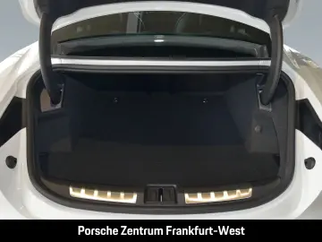 PORSCHE Taycan 4 Luftfederung LED-Matrix Surround-View