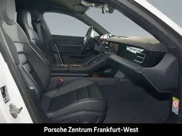 PORSCHE Taycan 4 Luftfederung LED-Matrix Surround-View