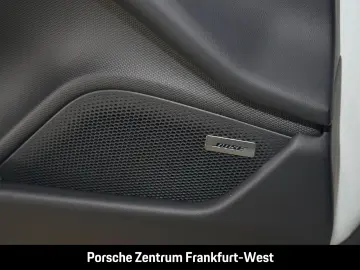 PORSCHE Taycan 4 Luftfederung LED-Matrix Surround-View