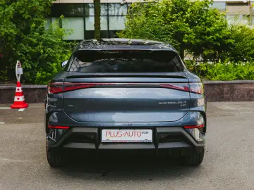BYD SEALION 7