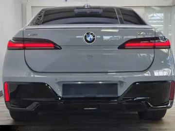 BMW 740d xDrive M Sport