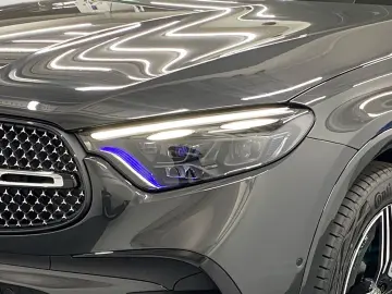 MERCEDES-BENZ GLC 220d 4MATIC AMG PANO AHK 360  DIGITAL
