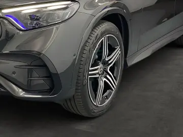 MERCEDES-BENZ GLC 220d 4MATIC AMG PANO AHK 360  DIGITAL