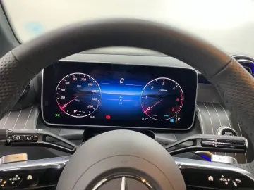 MERCEDES-BENZ GLC 220d 4MATIC AMG PANO AHK 360  DIGITAL