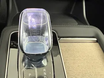 Volvo XC90 T8 AWD Plus