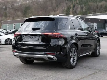 MERCEDES-BENZ GLE 400e 4M AMG Pano AHK Distr