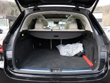 MERCEDES-BENZ GLE 400e 4M AMG Pano AHK Distr