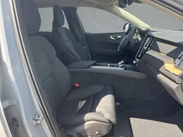 Volvo XC60 B5 AWD