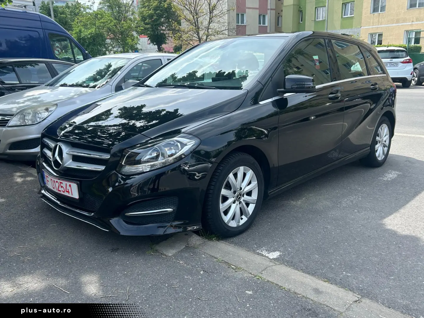 Mercedes-Benz B 200