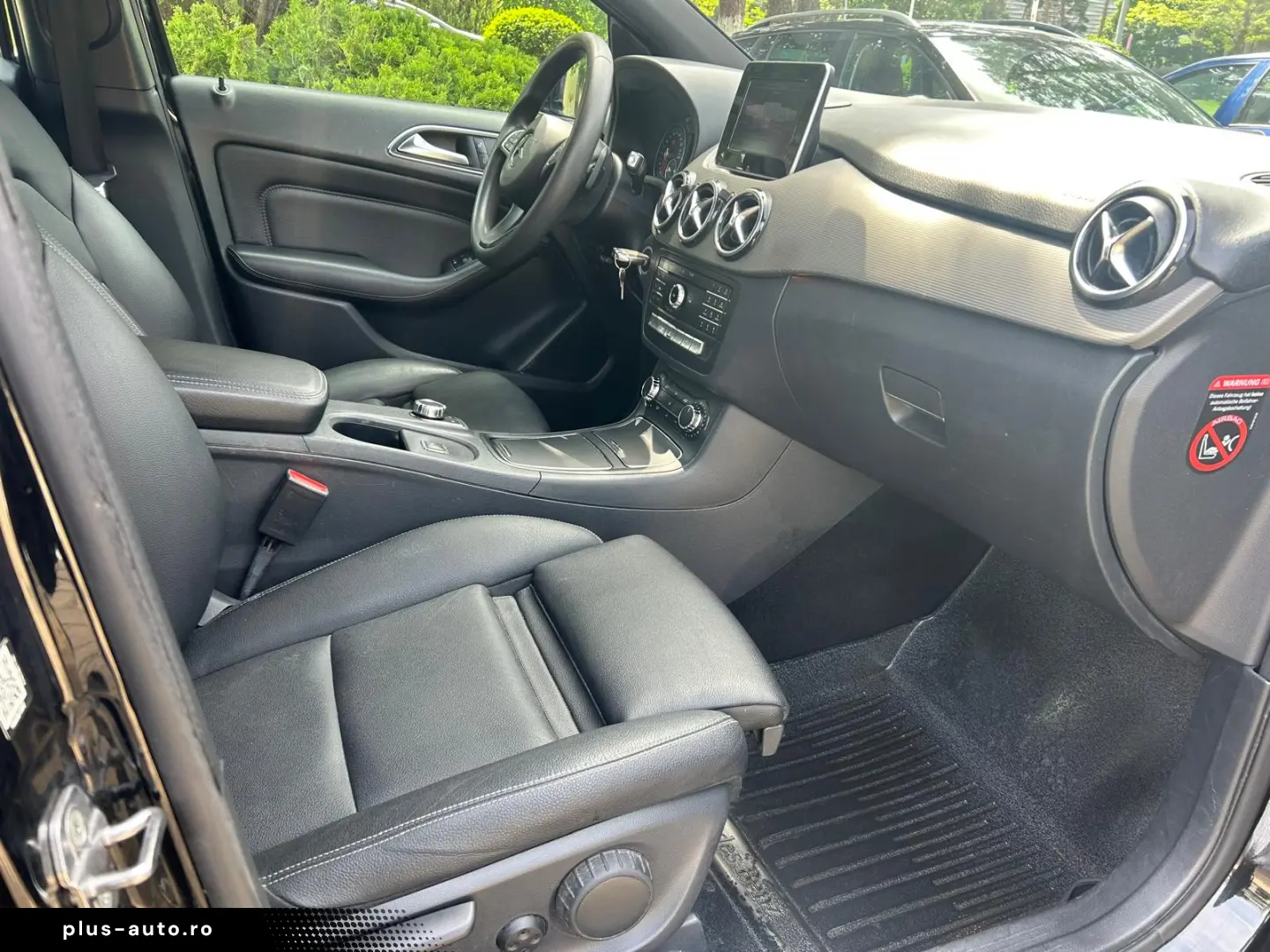 Mercedes-Benz B 200