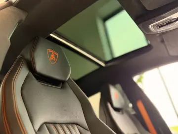 LAMBORGHINI Urus SE 4.0 V8 PHEV