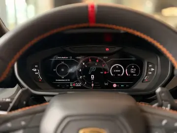LAMBORGHINI Urus SE 4.0 V8 PHEV