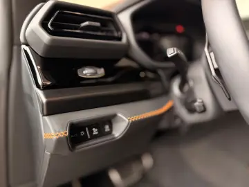 LAMBORGHINI Urus SE 4.0 V8 PHEV