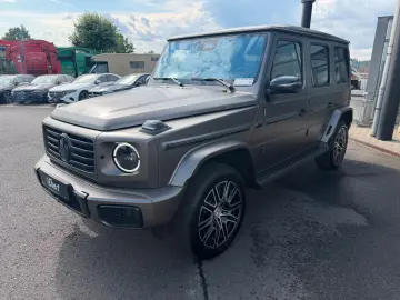 MERCEDES-BENZ G 580 AMG