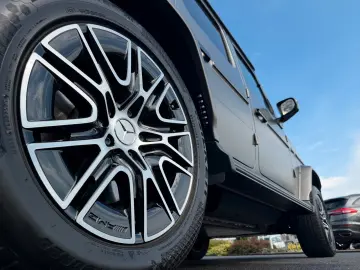 MERCEDES-BENZ G 580 AMG