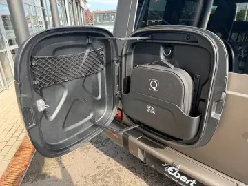 MERCEDES-BENZ G 580 AMG