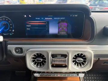 MERCEDES-BENZ G 580 AMG