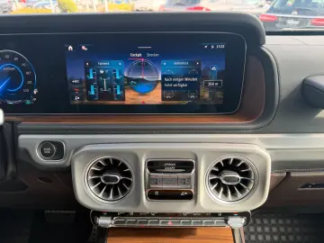 MERCEDES-BENZ G 580 AMG