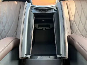 MERCEDES-BENZ G 580 AMG
