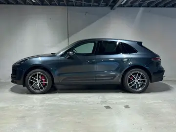 PORSCHE Macan S   Luftfederung   Abstandsregeltempostat