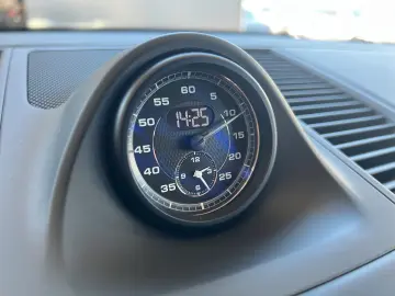 PORSCHE Macan T III Gen. Panorama Bose Kamera