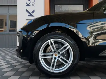 PORSCHE Macan T III Gen. Panorama Bose Kamera