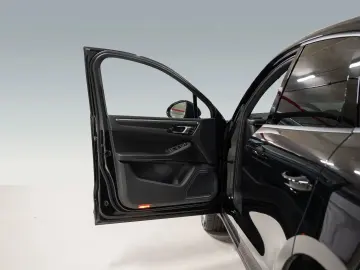 PORSCHE Macan Panorama Dachsystem LED-Hauptscheinwerfer