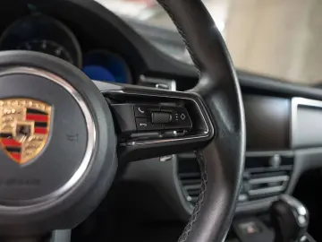 PORSCHE Macan Panorama Dachsystem LED-Hauptscheinwerfer