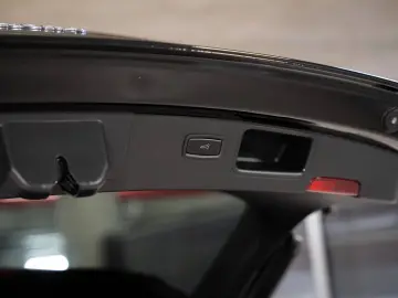 PORSCHE Macan Panorama Dachsystem LED-Hauptscheinwerfer