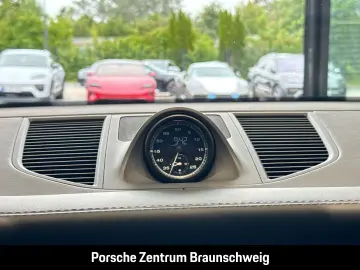 PORSCHE Macan GTS Standheizung Surround-View Sportabgas