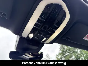 PORSCHE Macan GTS Standheizung Surround-View Sportabgas