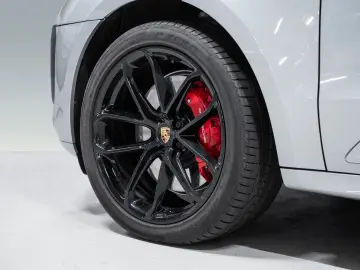 PORSCHE Macan GTS Abstandsregeltempostat BOSE Panorama