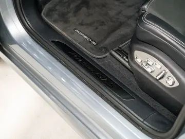 PORSCHE Macan GTS Abstandsregeltempostat BOSE Panorama
