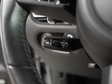 PORSCHE Macan GTS Abstandsregeltempostat BOSE Panorama