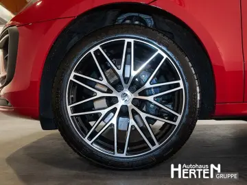 PORSCHE Macan 2.0T PANO R-KAMERA LUFTFEDERUNG BOSE AHK