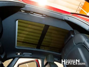 PORSCHE Macan 2.0T PANO R-KAMERA LUFTFEDERUNG BOSE AHK