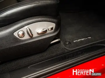 PORSCHE Macan 2.0T PANO R-KAMERA LUFTFEDERUNG BOSE AHK