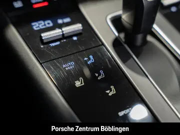 PORSCHE Macan PASM 21-Zoll 1.Hand nur 32.906 km Approved
