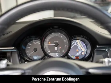 PORSCHE Macan PASM 21-Zoll 1.Hand nur 32.906 km Approved