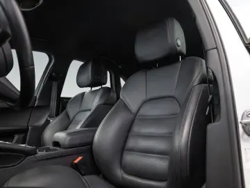 PORSCHE Macan T Standheizung 18 Wege Sitze AHK LED