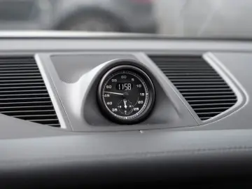 PORSCHE Macan T Standheizung 18 Wege Sitze AHK LED