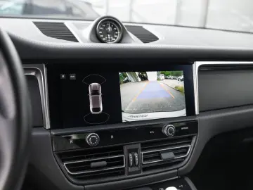 PORSCHE Macan T Standheizung 18 Wege Sitze AHK LED