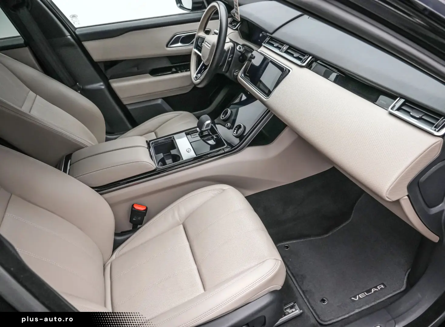 Land-Rover Range-Rover-Velar