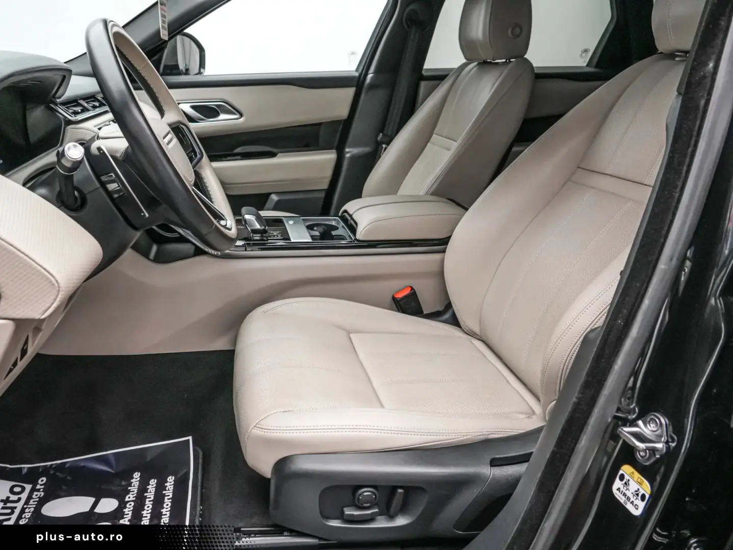Land-Rover Range-Rover-Velar