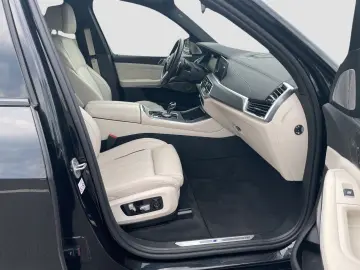 BMW X5 xDrive40d M Sport Standheizung Massage LED