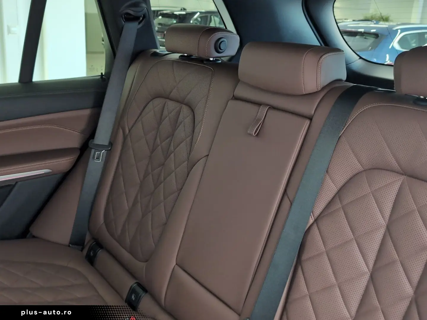 BMW X5 xDrive40d M Sport Navi AHK 360  SHZ DAB Navi